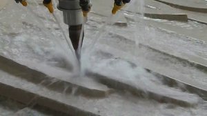 Производство Орла из мрамора на фасад здания