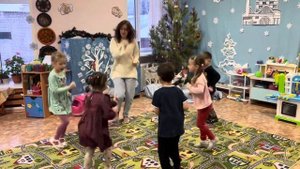 Игра с ускорением «Снег руками нагребаем»