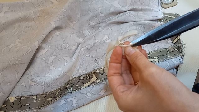 как обработать разрез на юбке/ как пришить потайную молнию