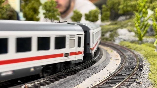 218 102 DB AG mit IC2085 “Nebelhorm” Augsburg HBF - Oberstdorf смотреть онлайн