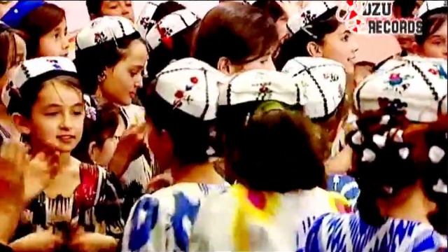 Нигина Амонкулова - Офтобаки ман / Nigina Amonqulova Oftobaki man смотреть онлайн