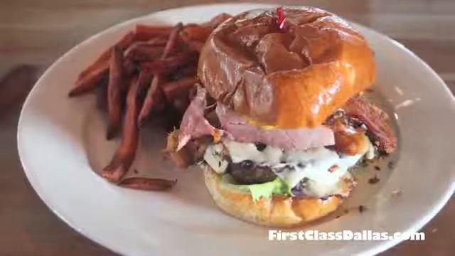 303 Bar & Grill Cuban Burger смотреть онлайн