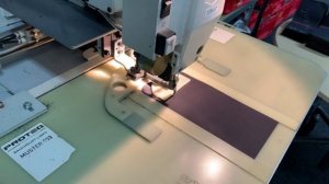 Шаблонная машина, машина программируемого стежка -18