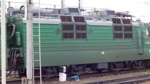 ЧМЭ3-6037 с электровозом ВЛ80С-150 и одним грузовым вагоном