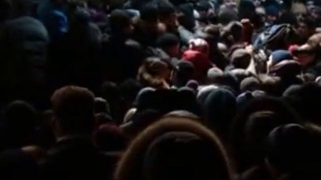 13 декабря распродажа ночные скидки до 10% Ура толпа ломится!!!!!!!!!!!!!!! смотреть онлайн