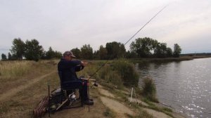 Осень, рыбалка на фидер.