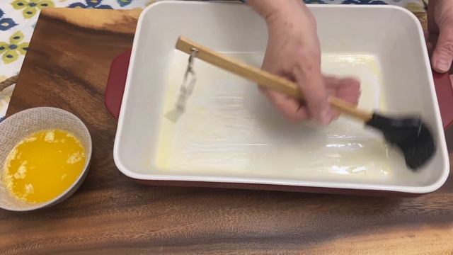 Dessert Time !!! Galaktoboureko in the menu smooth inside and crunchy outside, give it a try! смотреть онлайн