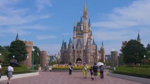 Tokyo Disneyland - Complete Walkthrough with Rides 2024 [4K POV] Часть 1.