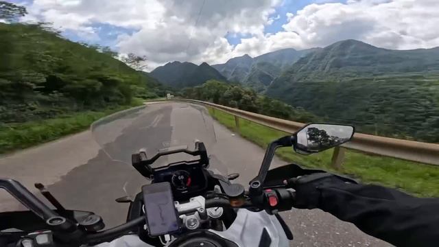 FUI NA SERRA DO RIO DO RASTRO E FILMEI TUDO! *lugar lindo* ⛰🥰 смотреть онлайн