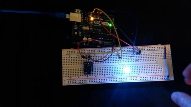 Arduino + magnetómetro HMC5883L + Led RGB