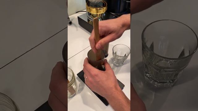 How to Brew AeroPress Espresso with Prismo Attachment смотреть онлайн