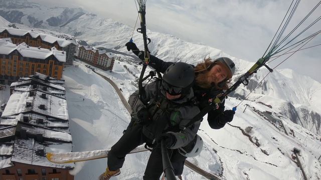 Tandem Paragliding in Gudauri смотреть онлайн