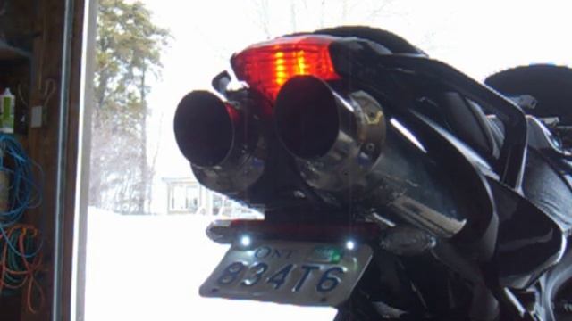 Yamaha FZ6 Weapon R 820-115-101 with DB Killers Installed смотреть онлайн