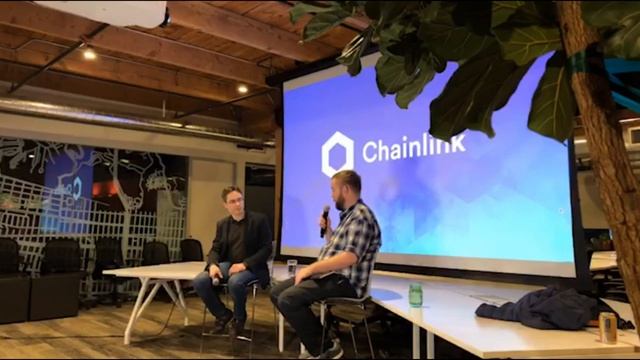 Chainlink Fireside Chat: Ari Juels & Sergey Nazarov смотреть онлайн