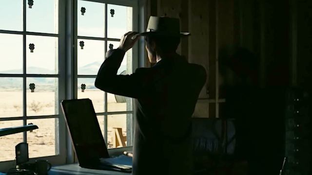 Клип. Гений-психопат, рискнувший ради славы жизнью всего человечества. Запомнившиеся кадры. смотреть онлайн