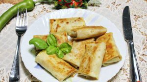 Блинчики с отварной индейкой и яйцами