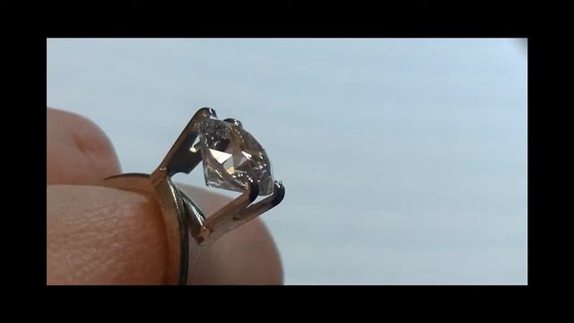 2.61 ct Round Brilliant Laser Drilled and Clarity Enhanced Diamond смотреть онлайн