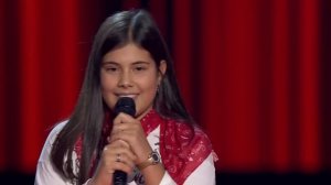 Candela San Juan canta 'Con la miel en los labios' | Audiciones a ciegas | La Voz Kids Antena 3 202