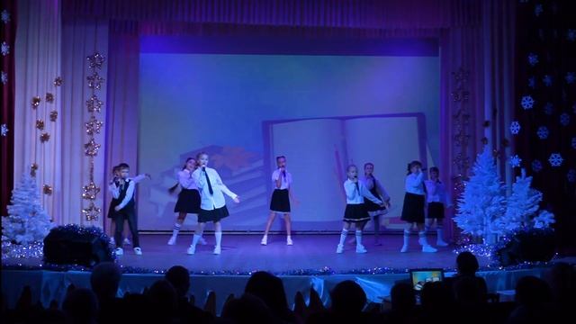 Эстрадный ансамбль " Карусель" - ШКОЛА смотреть онлайн