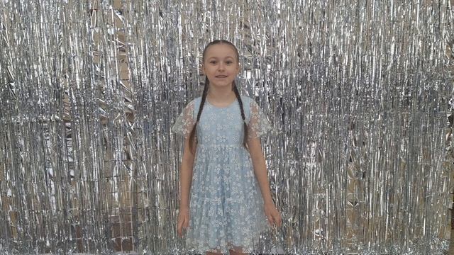 Борис Заходер " Дырки в сыре "
Исполняет: Арахланова Виктория. смотреть онлайн