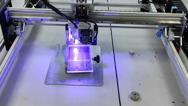 Acrylic welding with a 15 watt "Duos" diode Endurance laser - interesting results. смотреть онлайн
