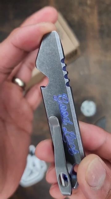 OEG EDC Good Luck Pry Bar | Titanium with Seigaiha Motif смотреть онлайн