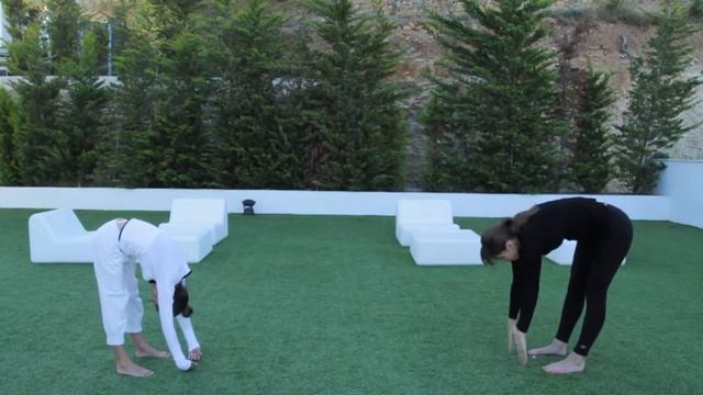 Yoga Class at SHA Wellness Clinic смотреть онлайн