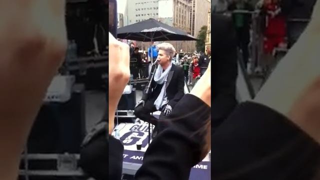 Adam Lambert TRESPASSING Fed Sq смотреть онлайн