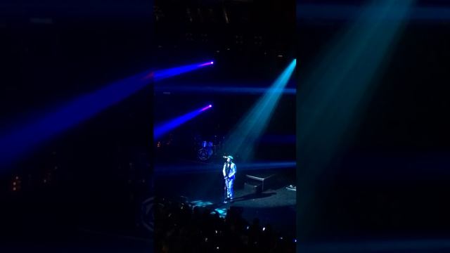 Adam Lambert - "Mad World" Cover LIVE! Fillmore, Detroit 3/25/16