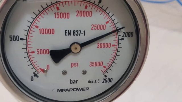 RIKEN SEIKI ON-15-2K-S9 Pneumatic Hydraulic Foot Pump 2000 Bar / 29000 PSI смотреть онлайн