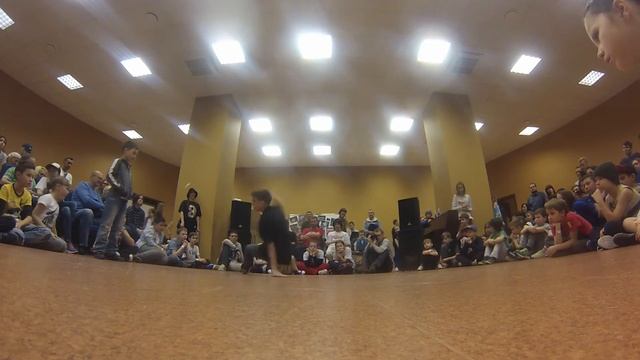 Школа на школу 1vs1 kids Slim vs Atom dek смотреть онлайн