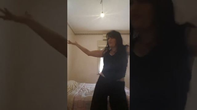Video ballati elfa blu per condividere in allegria con il brano. Grease . John-Travolta e Olivia