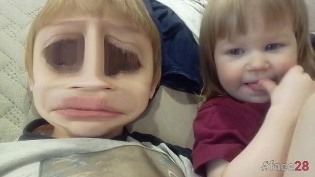 опять снимаю смешные рожи со своей сестрой смотреть онлайн