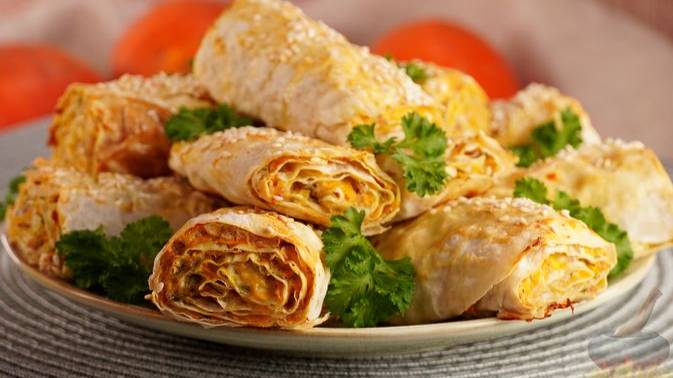 Хрустящая корочка, яркая начинка. РУЛЕТИКИ ИЗ ЛАВАША С ФАРШЕМ И ТЫКВОЙ