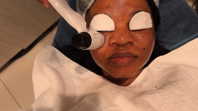 HOW TO:INTENSE DEEP CLEANSING LASER AND MAGNETIC FACIAL. смотреть онлайн