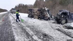 Водитель без прав устроил смертельное ДТП на свердловской трассе