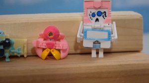 Transformers Botbots Series 3 & 4 Christmas Case BATTLE Unboxing!