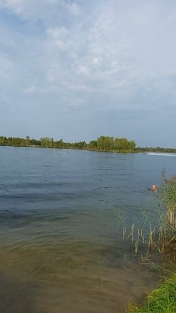 Озеро Ольшанские Карьры летом. Вблизи Смоленска, Гнездово и Ольши.