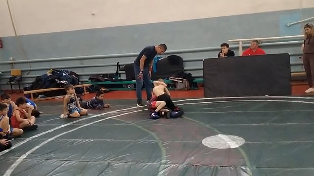 25кг.11.03.2023г.Озинский район п.Сланцевый Рудник.ГРБ ВК:2013-2014г.р. смотреть онлайн