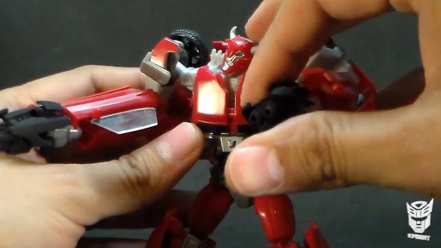 Blasters para Cliffjumper y mini rotator para Optimus Prime de Beast Hunters revisión / review смотреть онлайн
