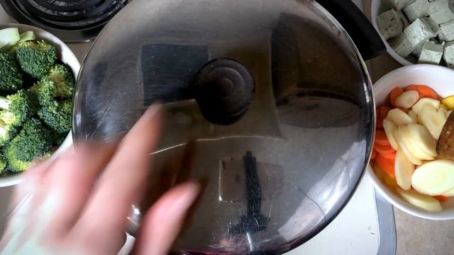 How to Make an Easy Vegetarian Stir-Fry | Soy-free смотреть онлайн