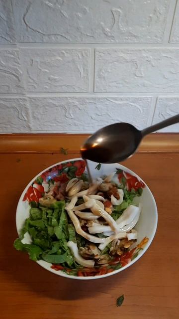 Salad with Seafood #seafood #cooking