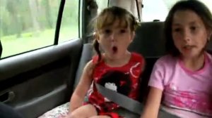 Республика Алтай.Сестры в машине нереально круто поют!