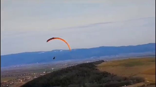 Primul zbor in curenti dinamici cu Ozone Photon смотреть онлайн