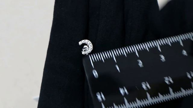 Серебряная одиночная серьга буква С AQUAMARINE с фианитом А46562А смотреть онлайн