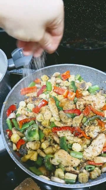 Tonight’s meal for a large family of 10 # #shorts #largefamily #mealtime #homemade #homemadefood смотреть онлайн