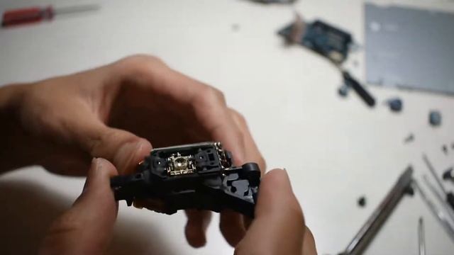 EXTRACT any Laser Diode from an old DVD BURNER 2 смотреть онлайн