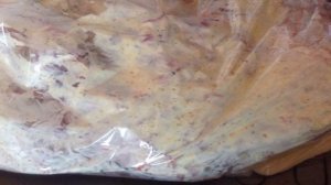 Утка кусочками с картофелем в рукаве