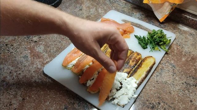 РУЛЕТИКИ КАБАЧКИ С РЫБКОЙ | УВИДЕЛ РЕЦЕПТ И ПОВТОРИЛ | ПОЛУЧИЛОСЬ ОЧЕНЬ ВКУСНО смотреть онлайн