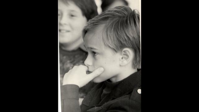 О СЕБЕ И СВОИХ ИНТЕРЕСАХ! смотреть онлайн